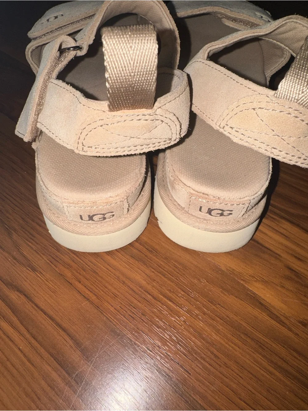 Women’s Ugg Goldenstar Platform Sandals